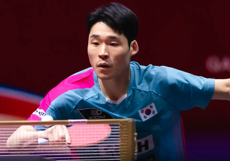 队再争一个, 黄友政