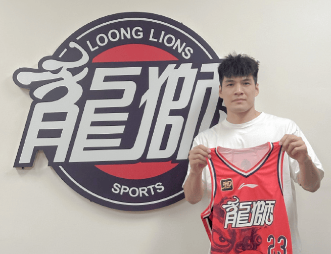 一个很谦逊, 就是情感层, 另外一方面