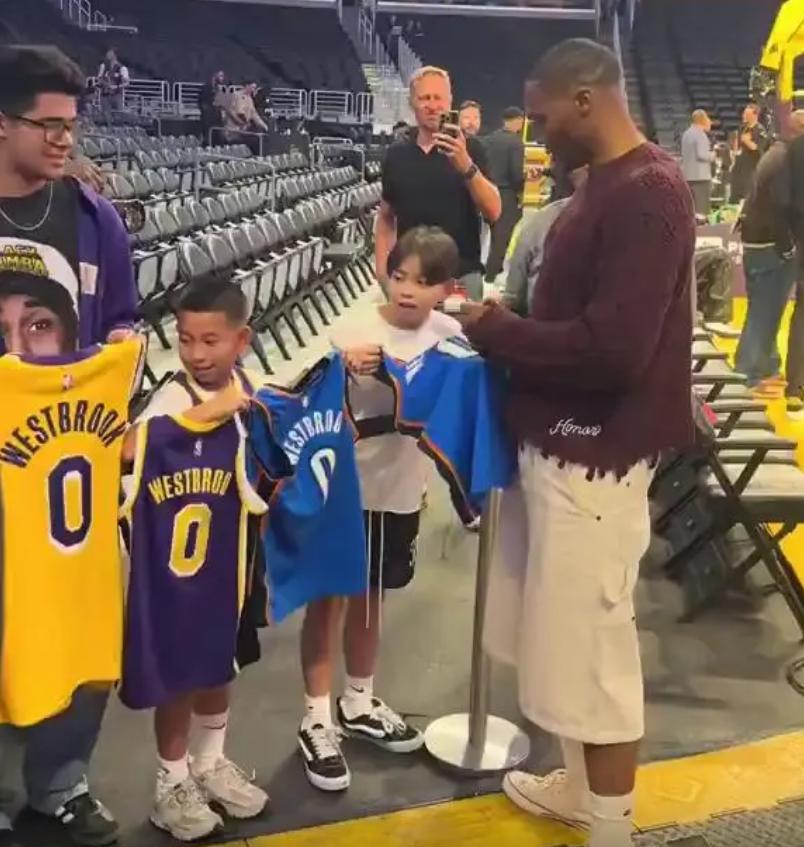 不退役成最, 威少为何不